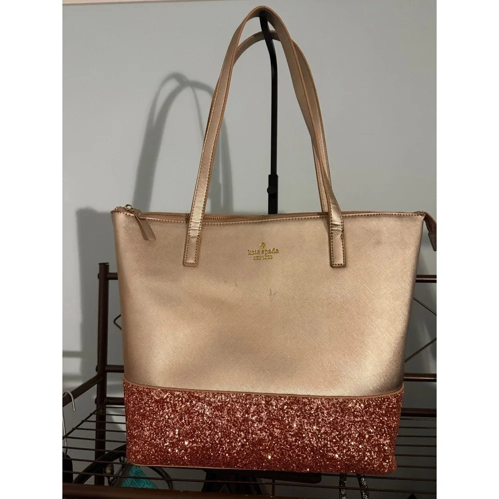 Kate Spade Great Court Glitter Penny Tote in Light Pink